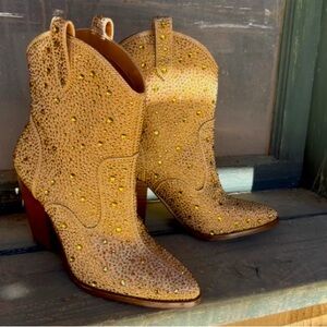 Jessica Simpson Oviedo Gold Rhinestoned Western Booties